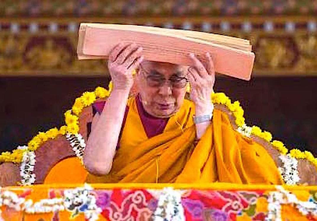 H.H. the Dalai Lama teaching Lamrim.