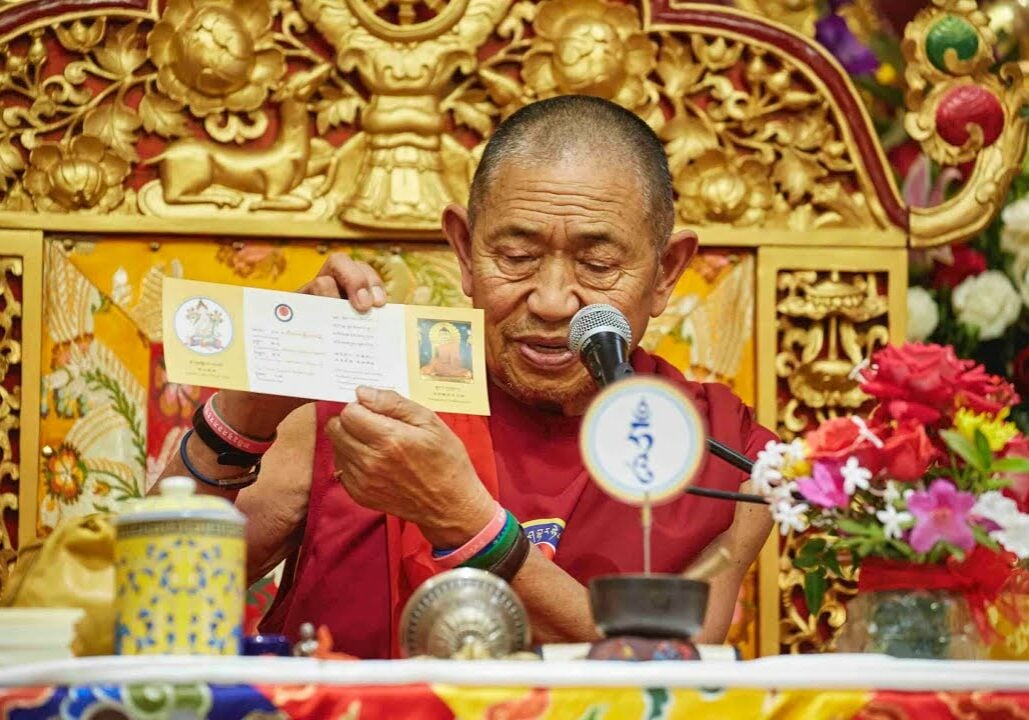 His Eminence Garchen Rinpoche explaining Refuge and the Bodhisattva Vow.